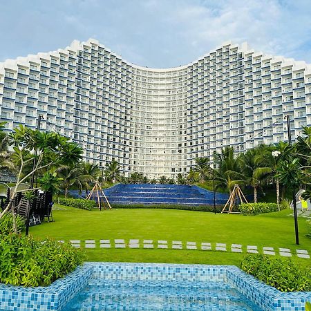 The Cam Ranh Oceanview Apartment Exterior photo