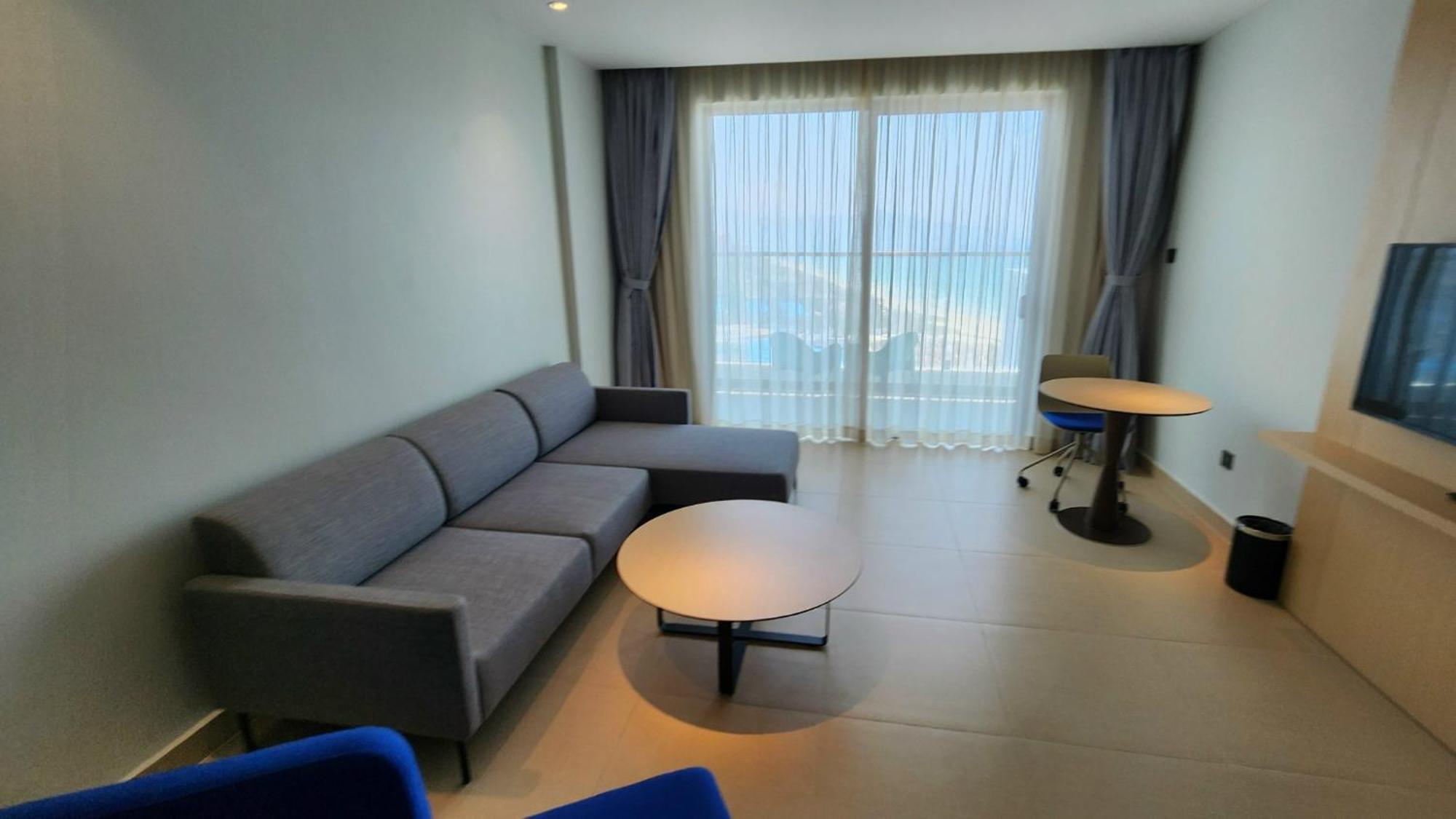 The Cam Ranh Oceanview Apartment Room photo