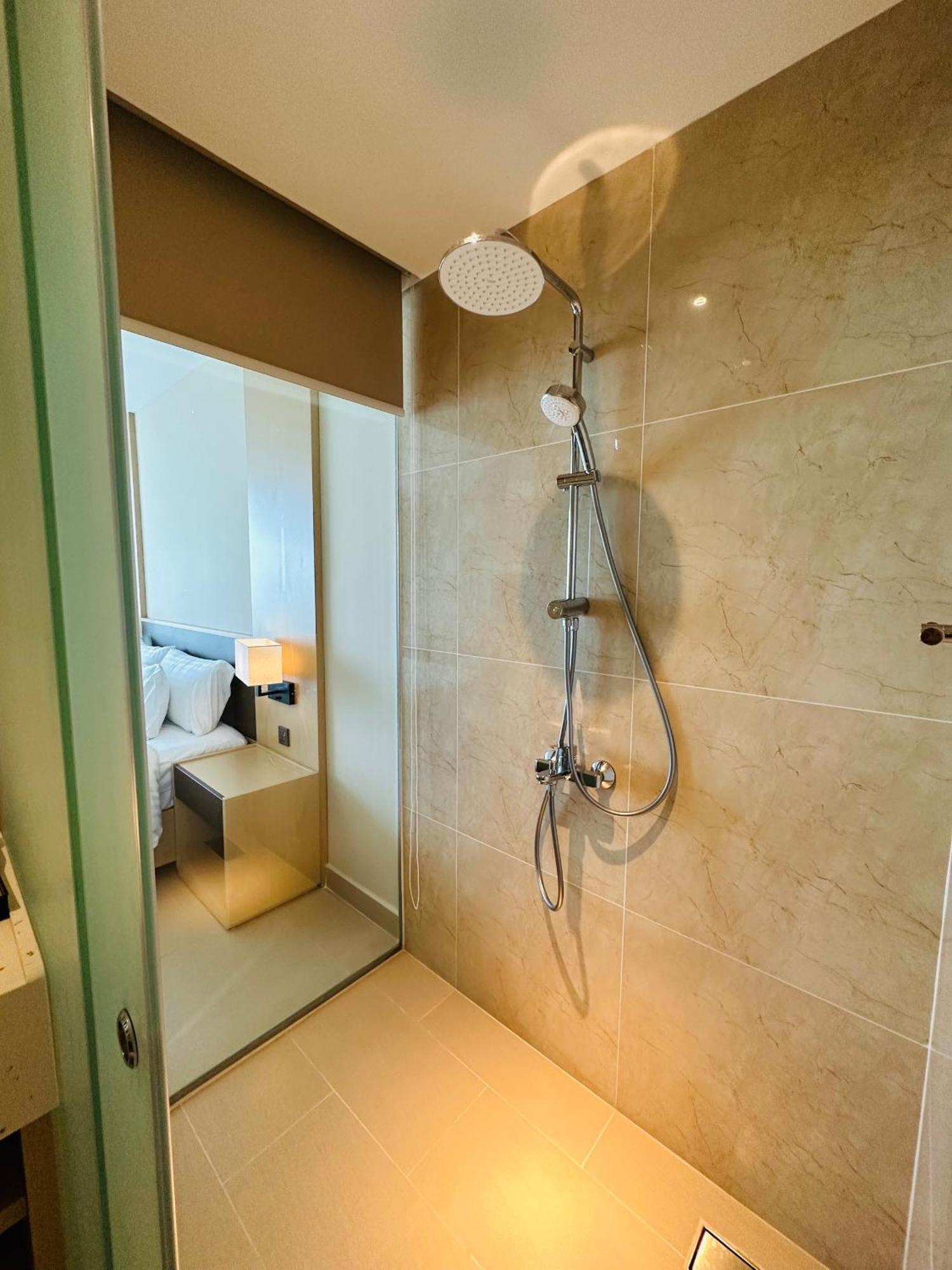 The Cam Ranh Oceanview Apartment Room photo